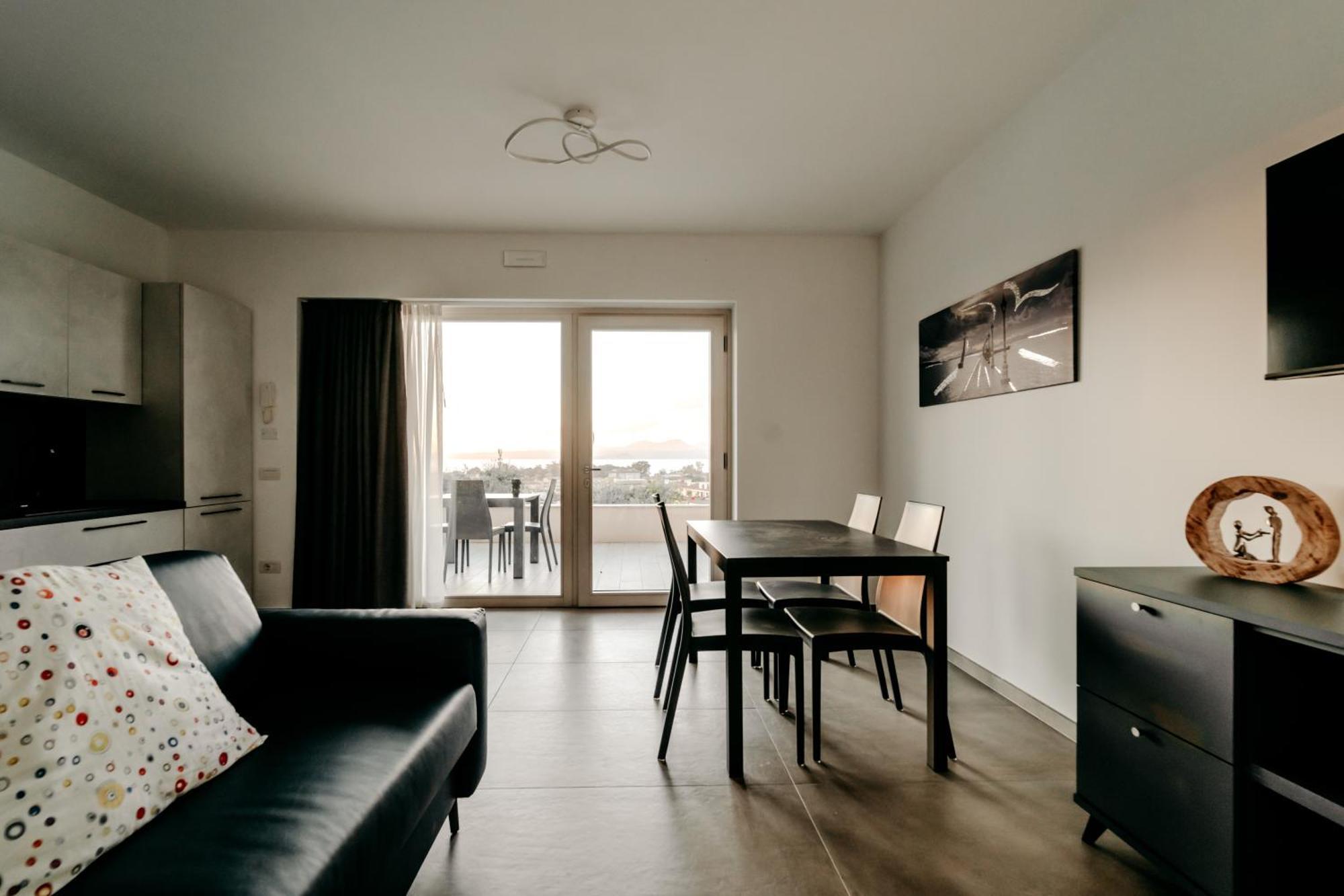 ברדולינו Apartments Monsurei, Lake View מראה חיצוני תמונה