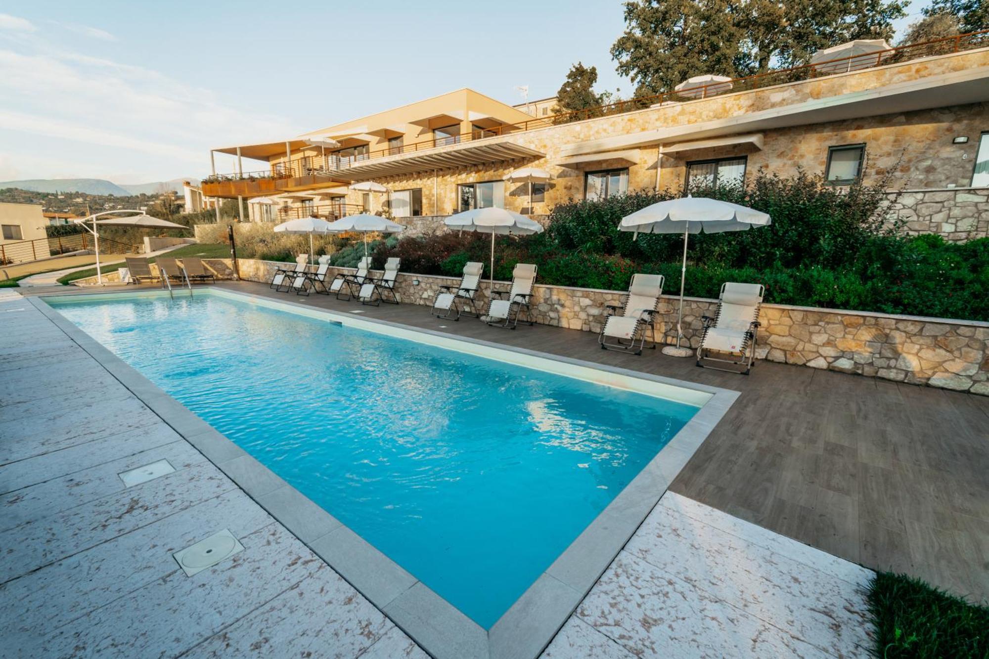 ברדולינו Apartments Monsurei, Lake View מראה חיצוני תמונה