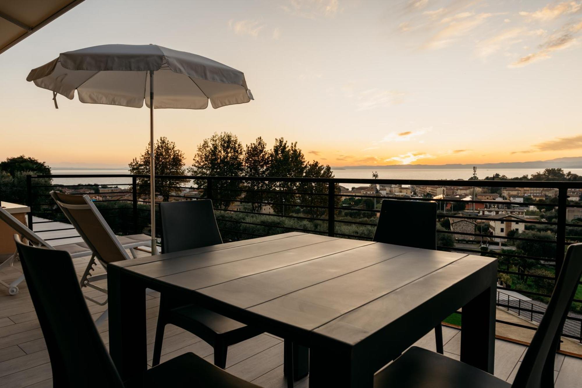 ברדולינו Apartments Monsurei, Lake View מראה חיצוני תמונה
