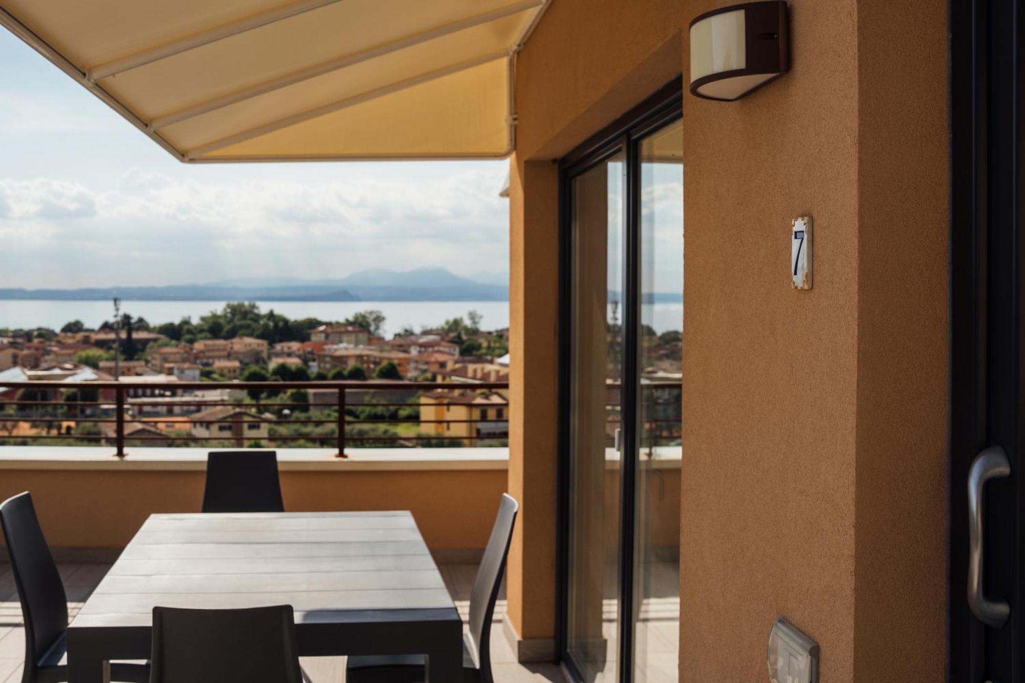 ברדולינו Apartments Monsurei, Lake View מראה חיצוני תמונה
